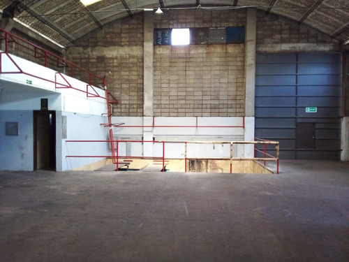 Se Alquila Local Comercial