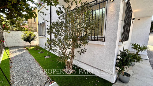Casa Esquina Con Excelente Ubicación En Sector El ...
