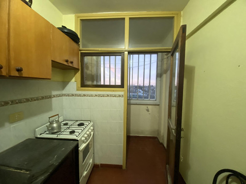 Departamento En Mar De Ajo En Venta - Dos Ambientes - Centro Comercial - Garage
