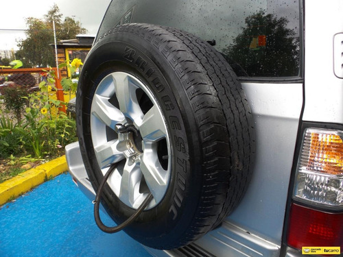 Imagen 25 de 25 de Toyota Prado