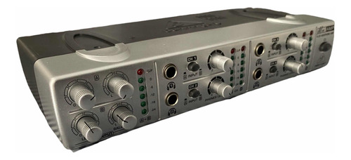 Oferta Mini Amplificador De Auriculares Amp800 Behringer