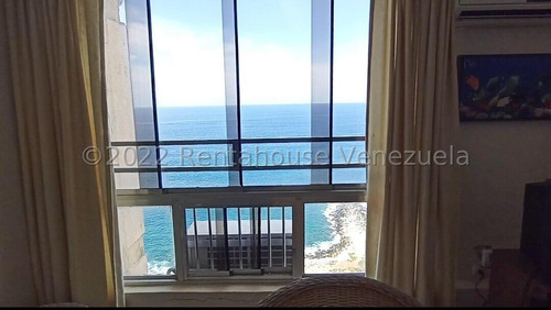 Apartamento En Venta Macuto #23-10062 Johana Blanco