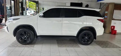 Toyota Fortuner 2.4 Street At 7As