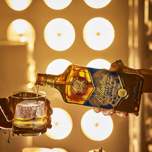 Whisky Ballantines Finest Queen Edición Limitada 750cc