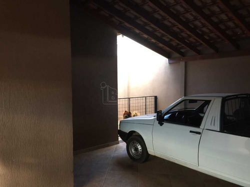 Imagem 2 de 6 de Venda De Casas / Padrão Na Cidade De Araraquara 10236