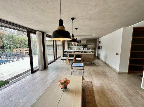 Hermosa Casa Moderna A Pasos Del Sport Francés Vitacura