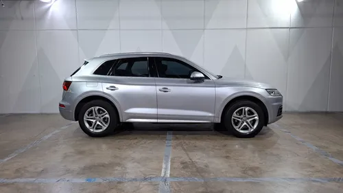 Audi Q5 2.0 SELECT DCT 4WD