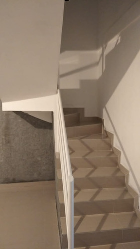 Townhouse En Res. Villa Florencia, Mañongo-tazajal. De Dos Niveles-remodelado. Vende Lino Juvinao
