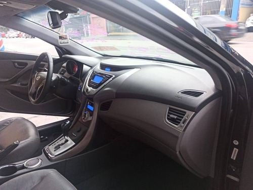 Imagem 11 de 15 de Hyundai Elantra 1.8 Gls 16v Gasolina 4p Automático