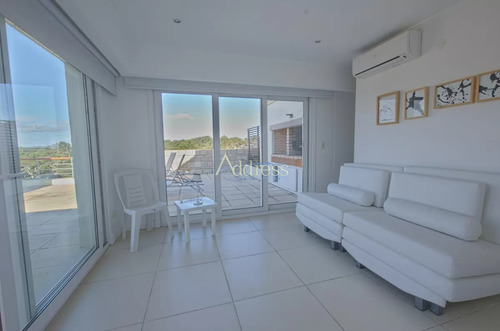 Penthouse En Alquiler Veramansa