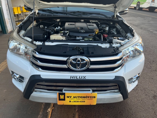 Imagem 11 de 15 de Toyota Hilux Srv 2.8 Branco 2016