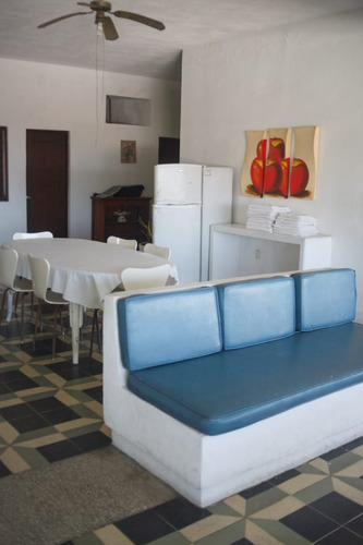 Amplia Y Céntrica Casa En Acapulco Dorado, Para 20 Personas.