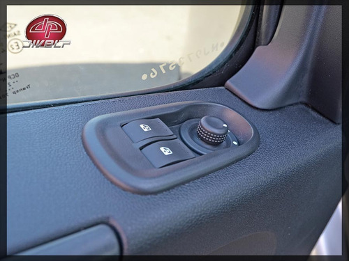 Imagem 6 de 14 de Renault Master 2.3 L1h2 Com Baú 0km