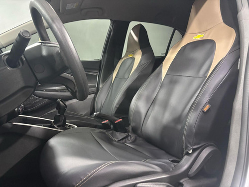 Chevrolet Onix 10mt Lt2