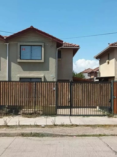 Hermosa Casa En Sector El Abrazo De Maipú