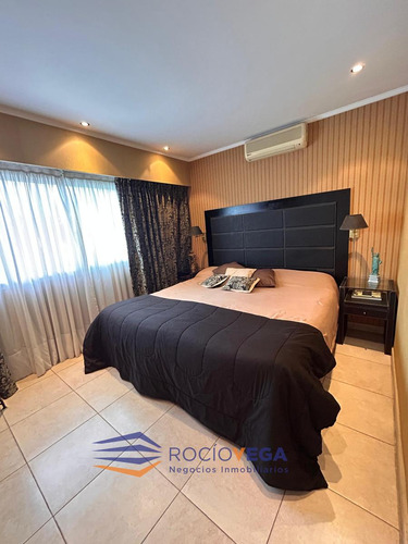 Casa En Venta En Barrio Santa Ana Moreno