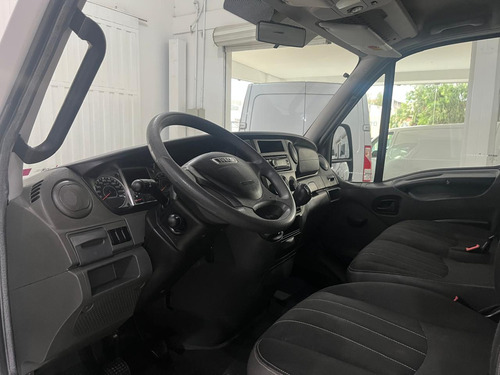 Iveco Daily 35s14 Chassi Cabine Turbo Intercooler Diesel 2p