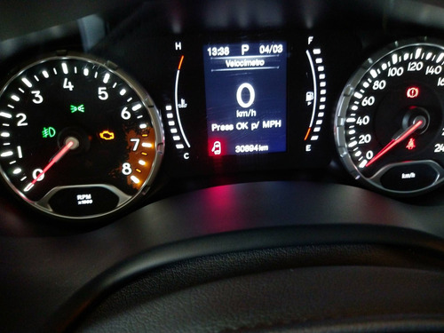 Imagem 12 de 12 de Jeep Renegade 1.8 16v Flex Longitude 4p Automático