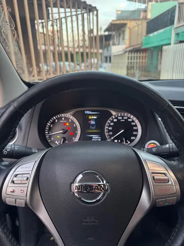 Nissan Np300 Frontier 2019, Platinum. 4 Cilindros T/m