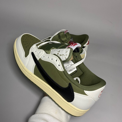 Zapatillas Nike Air Jordan 1 Low Travis Scott Reverse Olive (Usado)