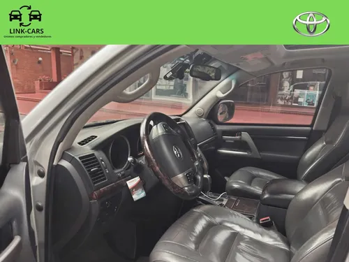 Toyota Land Cruiser Lc200 Sahara V8 Blindaje Nivel 2+