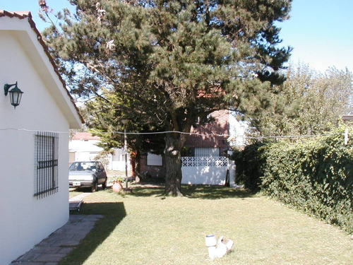 Chalet Para 4 Mar De Ajo Parque Parrilla Garage 3 Cuadras Del Mar