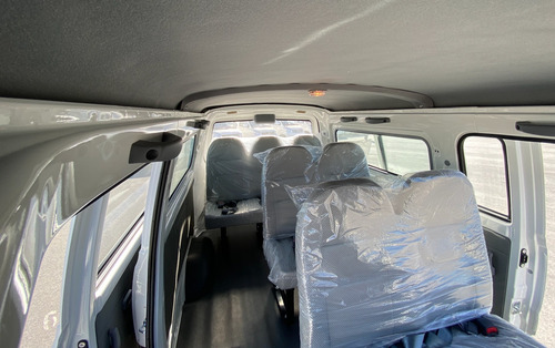 Nissan Urvan 2.5 11 Pas Aa Mt