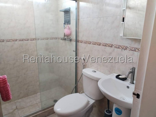 Juan Carlos González. Renta House Carabobo Vende Apto. Res. Los Pinos Urb. El Naranjal Naguanagua Mls #25-12152 Rah/jcg.