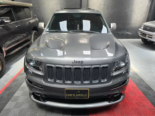 Jeep Grand Cherokee 6.4 Srt8