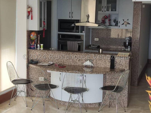 Ip Alquilo Apartamento En Lomas Del Sol 25-18349