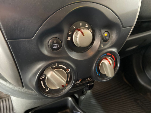 Nissan March MARCH SV 1.0 16V FLEX FUEL 5P