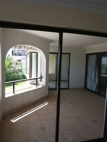 Departamento En Venta De 4 Dormitorios En La Serena