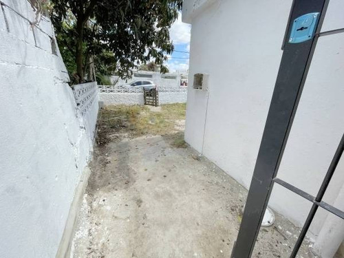 Venta De Padron Con Cuatro Casas En La Teja.