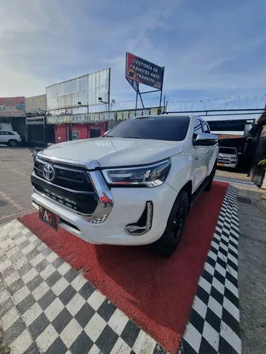 Toyota Hilux Srv 2.4 At