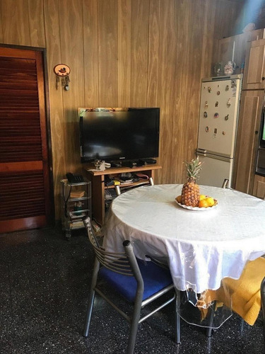 Imagen 21 de 25 de Excelente Chalet En Venta De 4 Ambientes Amplios, La Tablada
