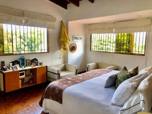 Imagen 11 de 16 de Vendo Casa 420m2 5h/5b/2p Los Palos Grandes 9982