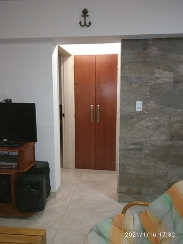 Imagen 3 de 10 de Apartamento En Pinemar I V