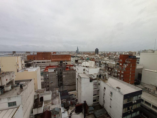 Imagen 4 de 14 de Plaza Independencia