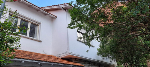 Imagen 27 de 30 de Chalet Cuatro Ambientes Con Dependencia De Servicio