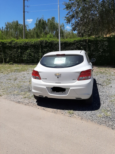 Chevrolet Onix 1.4 Joy Ls + 98cv 2018