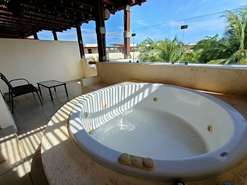 Hermosa Villa En Renta Con Roof Garden Albercas Y Jacuzzi En Playa Diamante