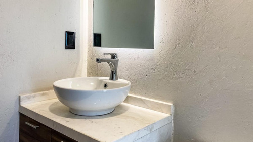 Imagen 13 de 22 de Casa En Venta En Lomas De Vistahermosa