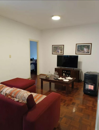 Venta Apartamento 4 Dormitorios Centro Sobre Calle PaysandĂș