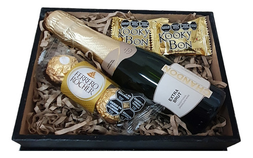 Regalos Con Champagne Chandon Y Chocolastes Caja A Domicilio