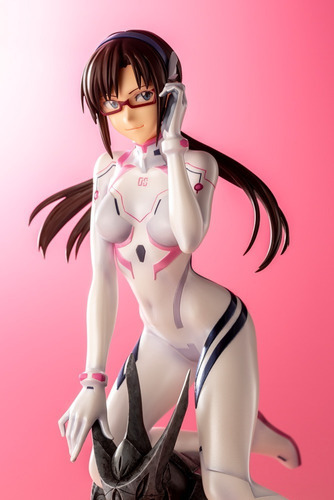 Mari Makinami Illustrious White Plugsuit Evangelion 3.0 + 1