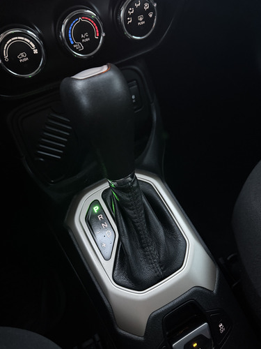 Jeep Renegade 1.8 Sport At Plus