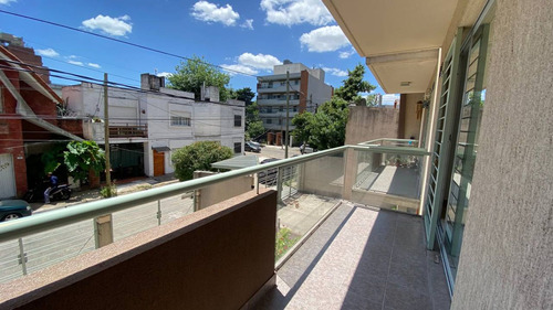 Alq. Dpto. 2 Ambs. Castelar Sur - Cochera Y Balcon