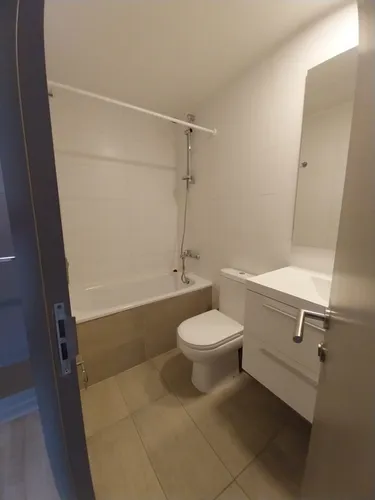 Inversión - Vende Dpto Metro Chacabuco / Hospitales