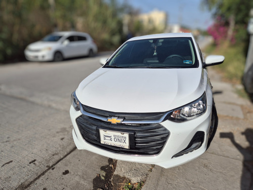 Chevrolet Onix 1.0t Lt Mt
