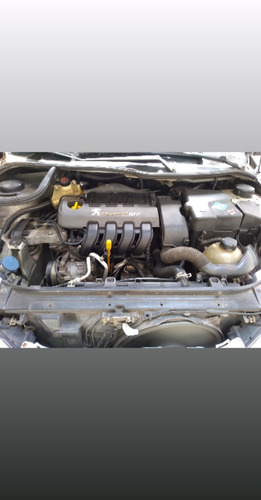Peugeot 206 1.0 16 Válvulas